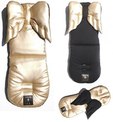 Prikaži podrobnosti za Wings podloga BLACK-GOLD Slika Wings podloga BLACK-GOLD