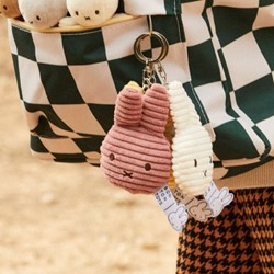 Prikaži podrobnosti za Miffy zajček obesek za ključe ECO Corduroy Tiny Dusty Rose Slika Miffy zajček obesek za ključe ECO Corduroy Tiny Dusty Rose